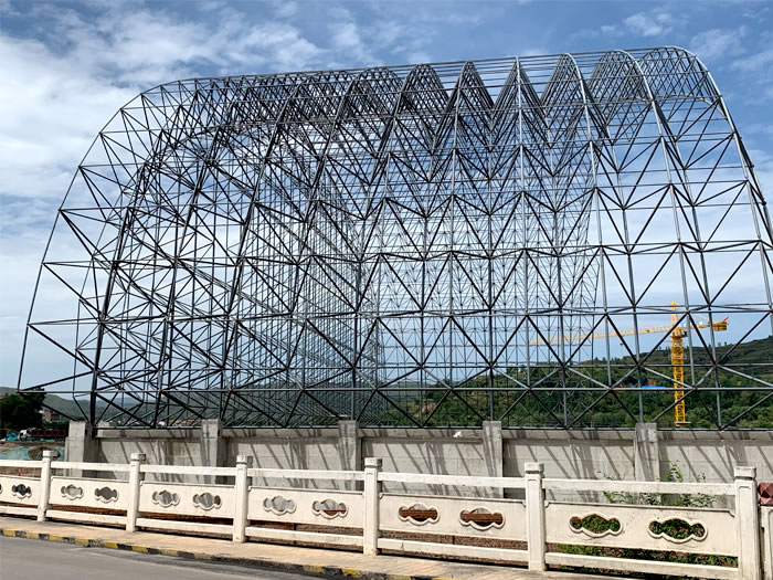 五指山山寨矿储煤棚网架
